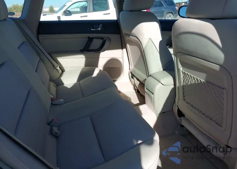 2007 Subaru Outback 2.5I from USA, damaged, VIN 4S4BP61C277310146